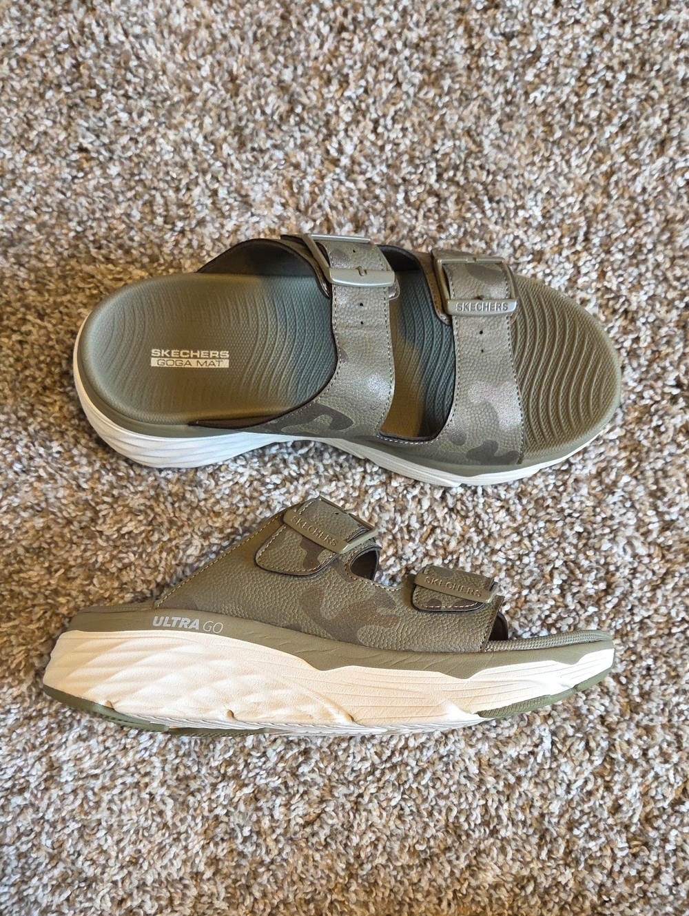 SKECHERS Performance Women's Max Cushioning Ghosting Sandals